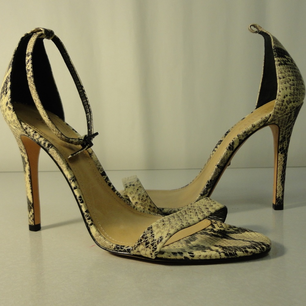 Schutz Cadey-Lee Sandal